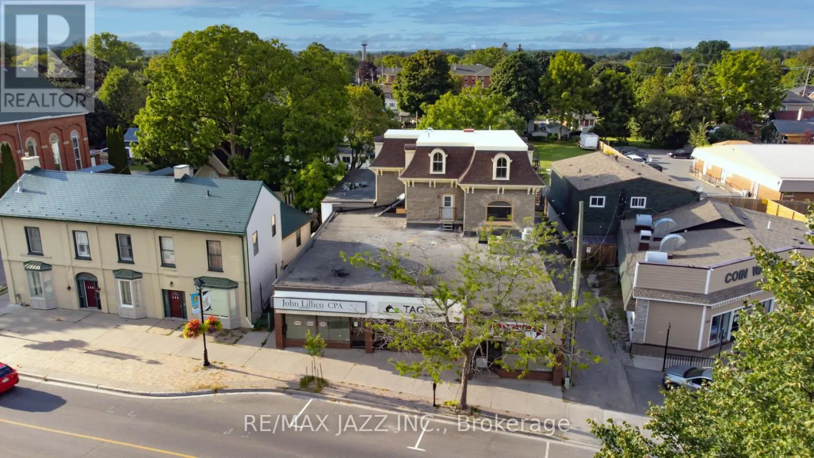 144 KING STREET W