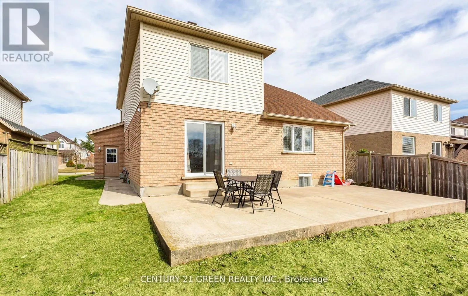 104 LILYWOOD DRIVE