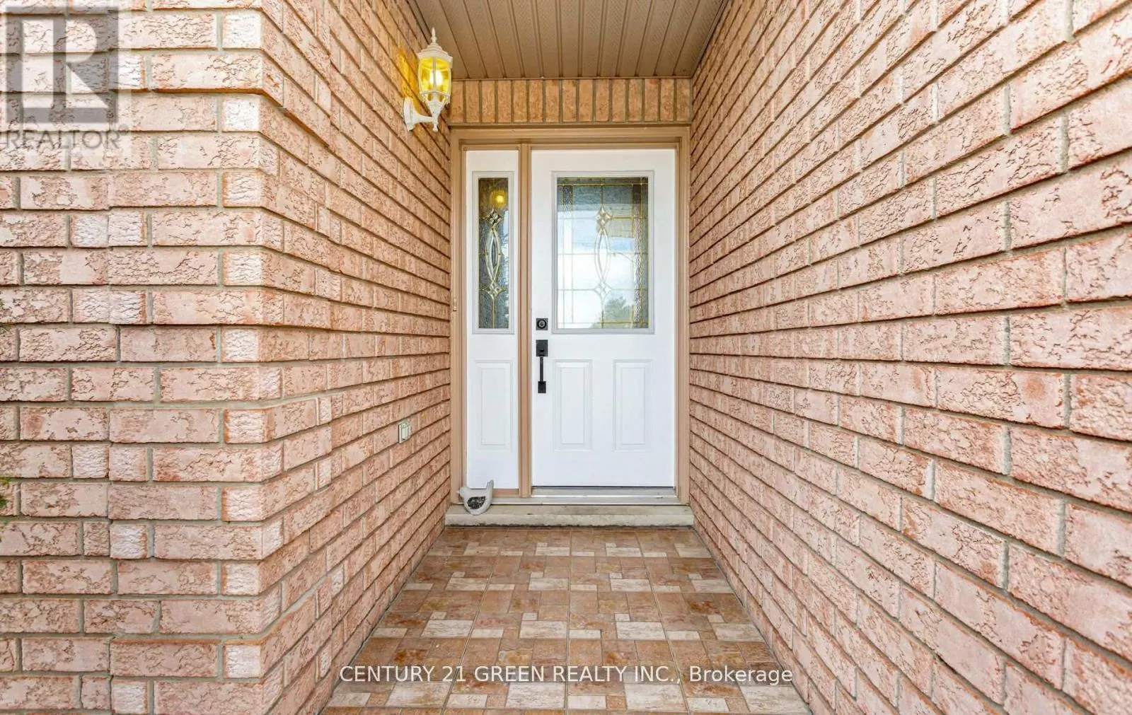 104 LILYWOOD DRIVE
