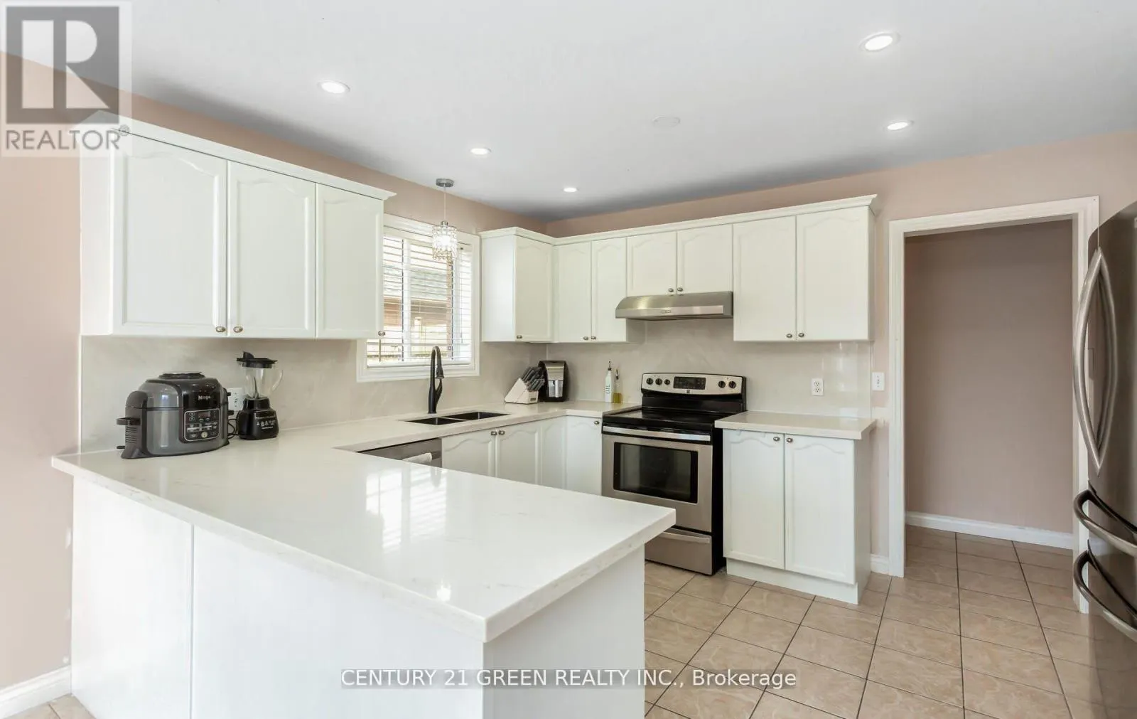 104 LILYWOOD DRIVE