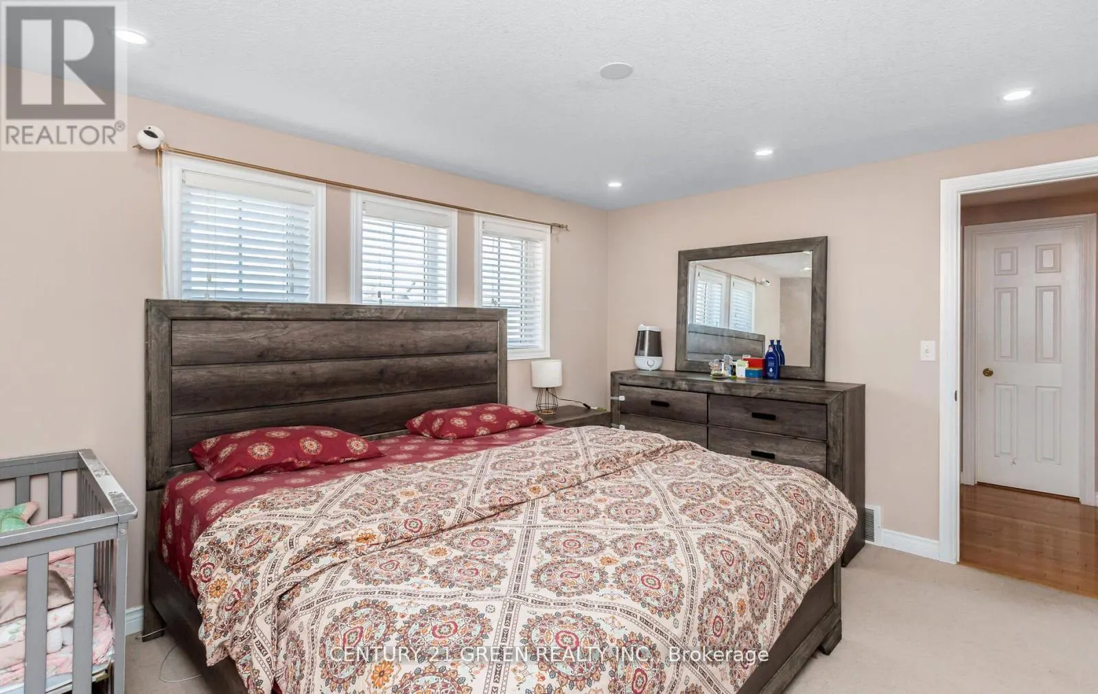 104 LILYWOOD DRIVE