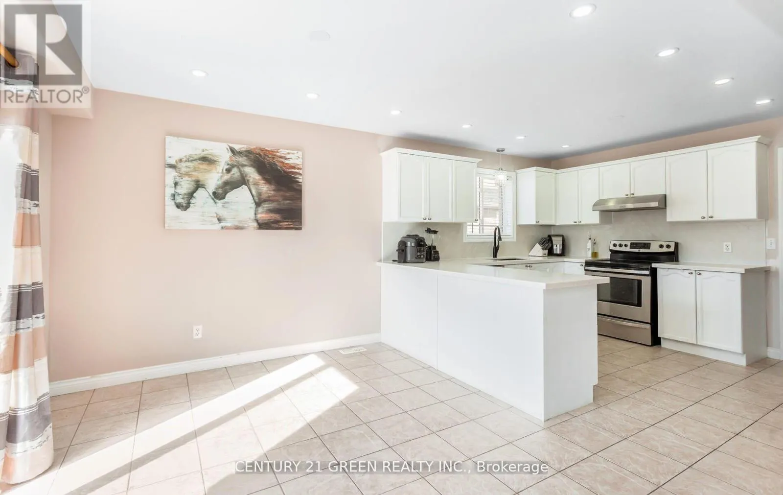 104 LILYWOOD DRIVE