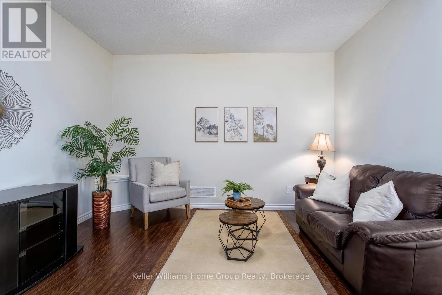 70 WAVERLEY DRIVE