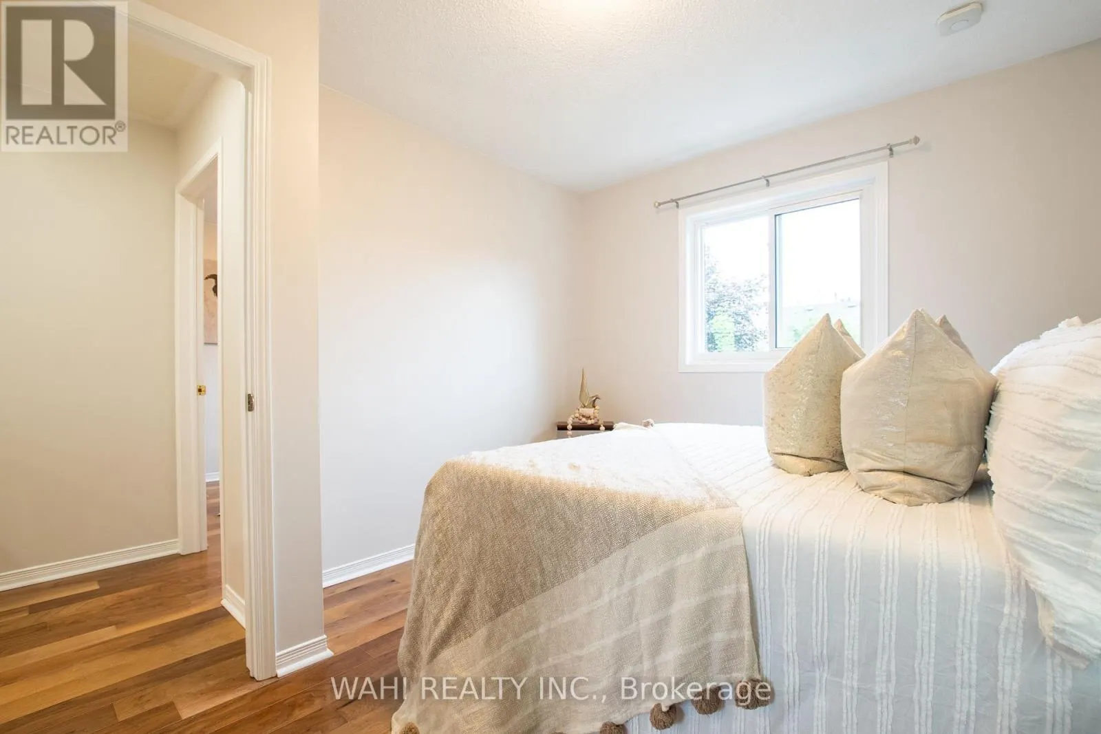 45 HARNESWORTH CRESCENT
