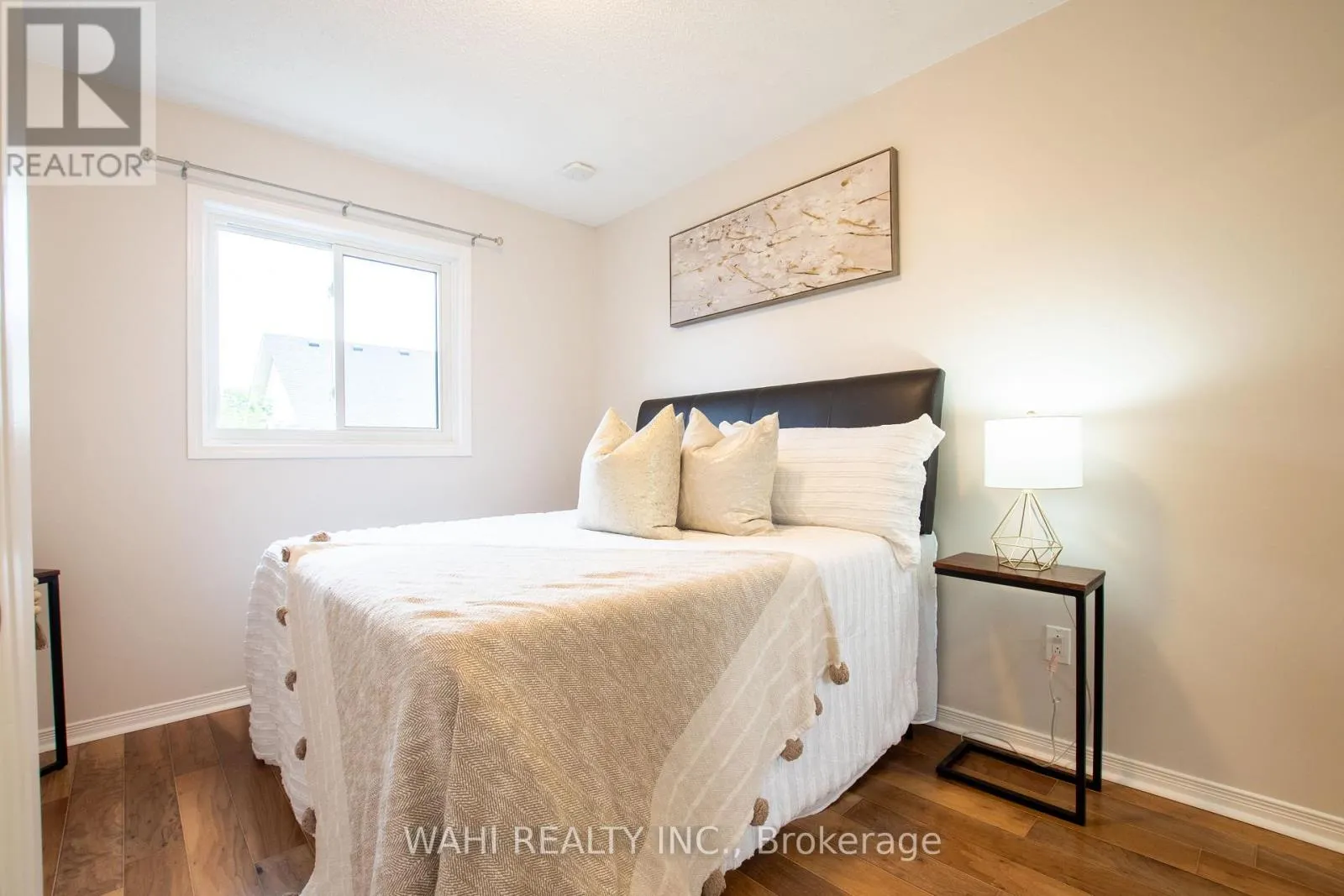 45 HARNESWORTH CRESCENT