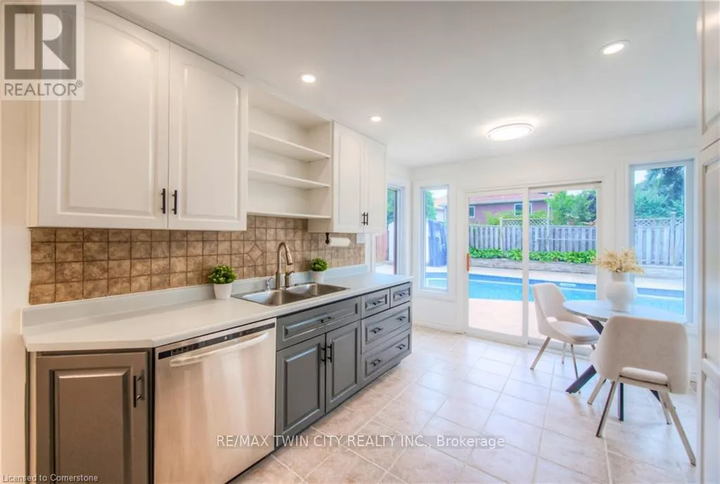 243 HIGHVIEW DRIVE