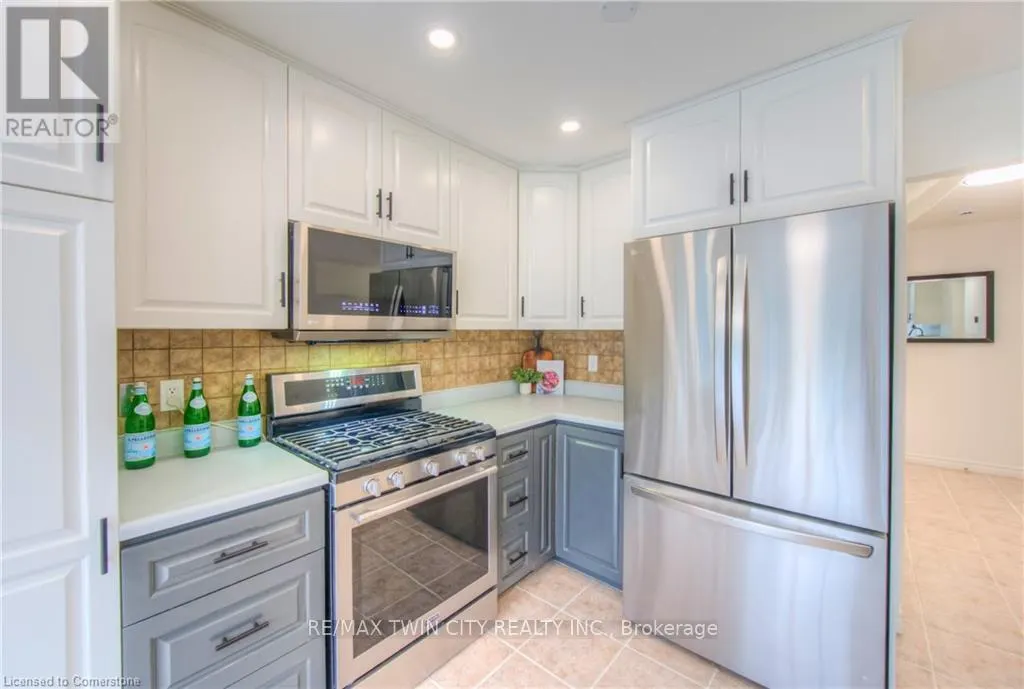 243 HIGHVIEW DRIVE