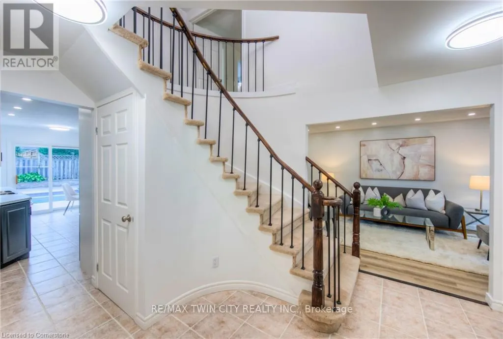 243 HIGHVIEW DRIVE