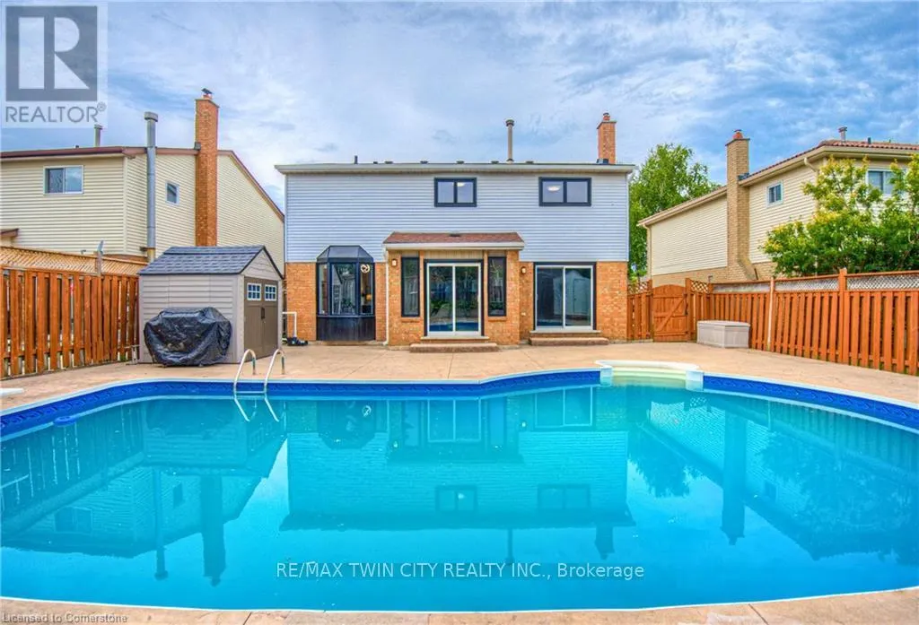 243 HIGHVIEW DRIVE