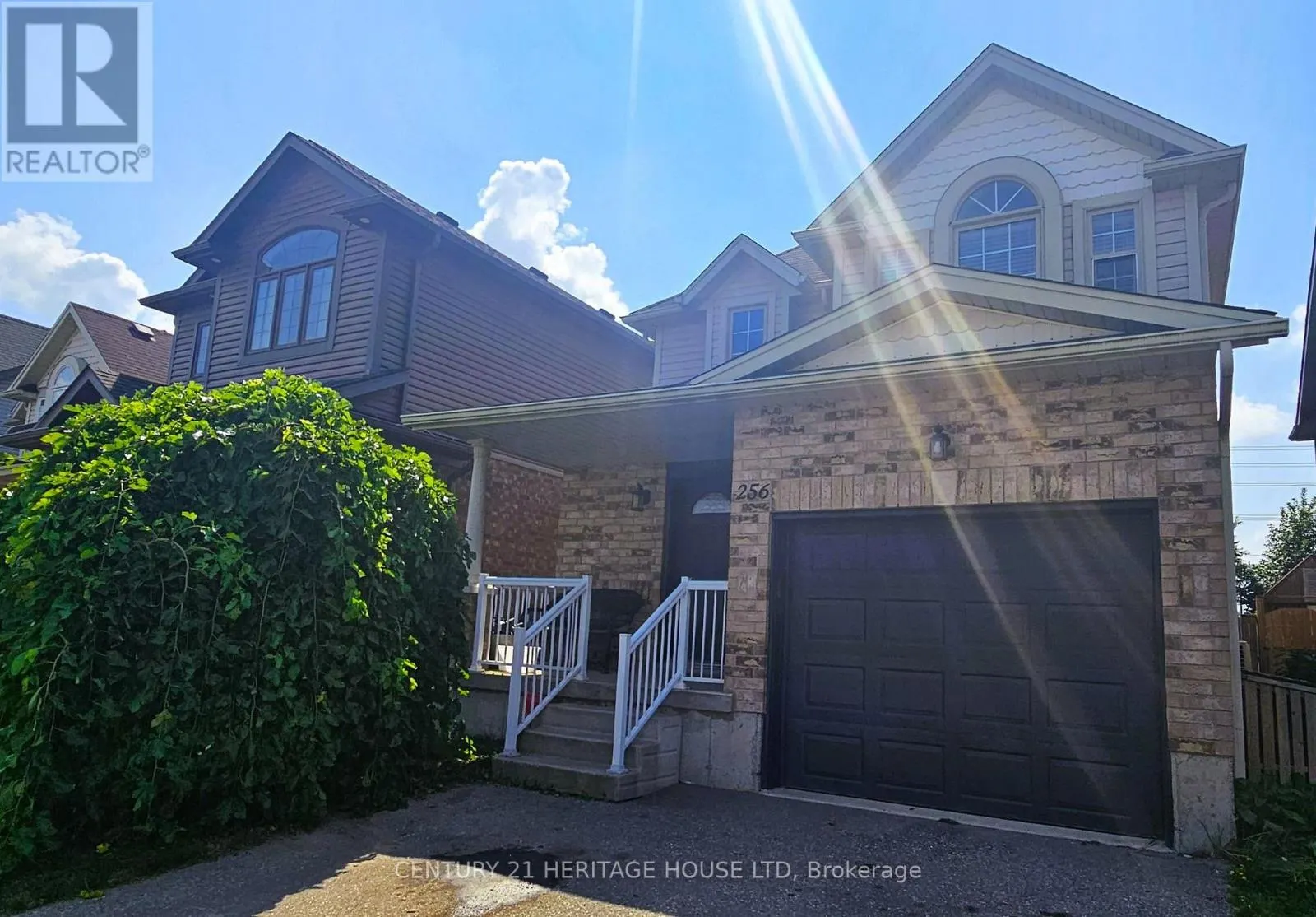 256 SIENNA CRESCENT