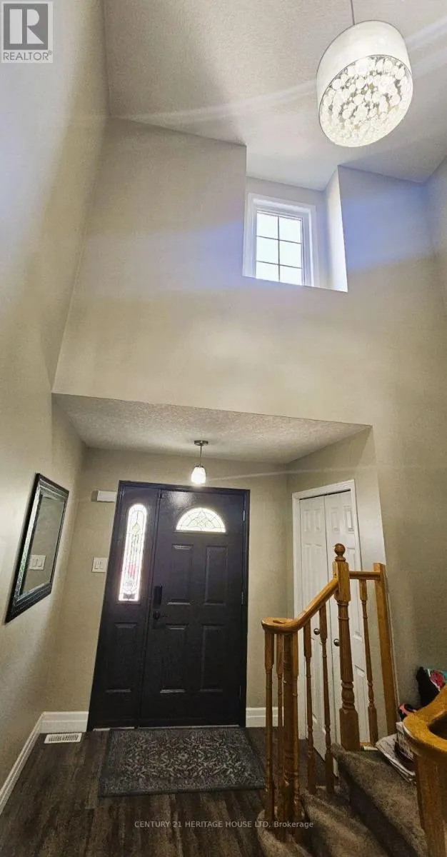 256 SIENNA CRESCENT