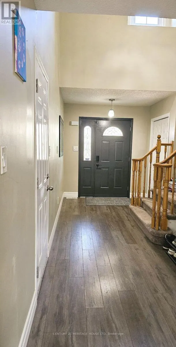 256 SIENNA CRESCENT