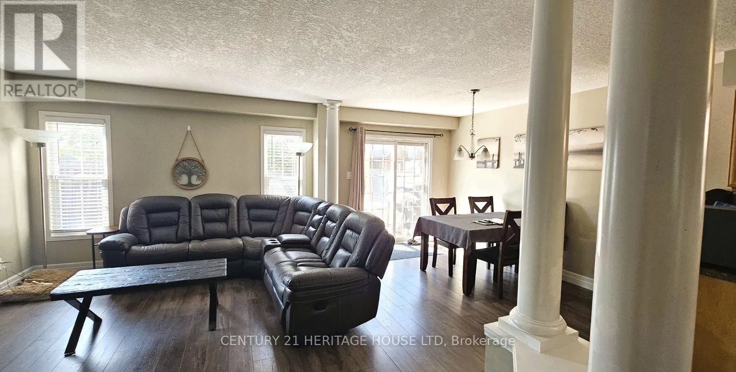 256 SIENNA CRESCENT