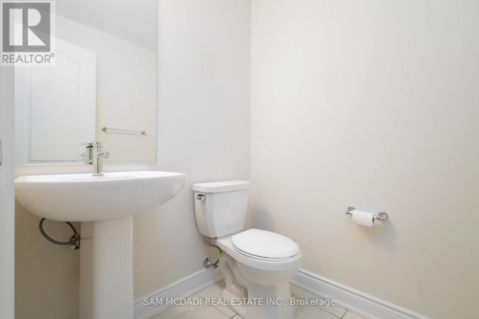 180 WHITHORN CRESCENT