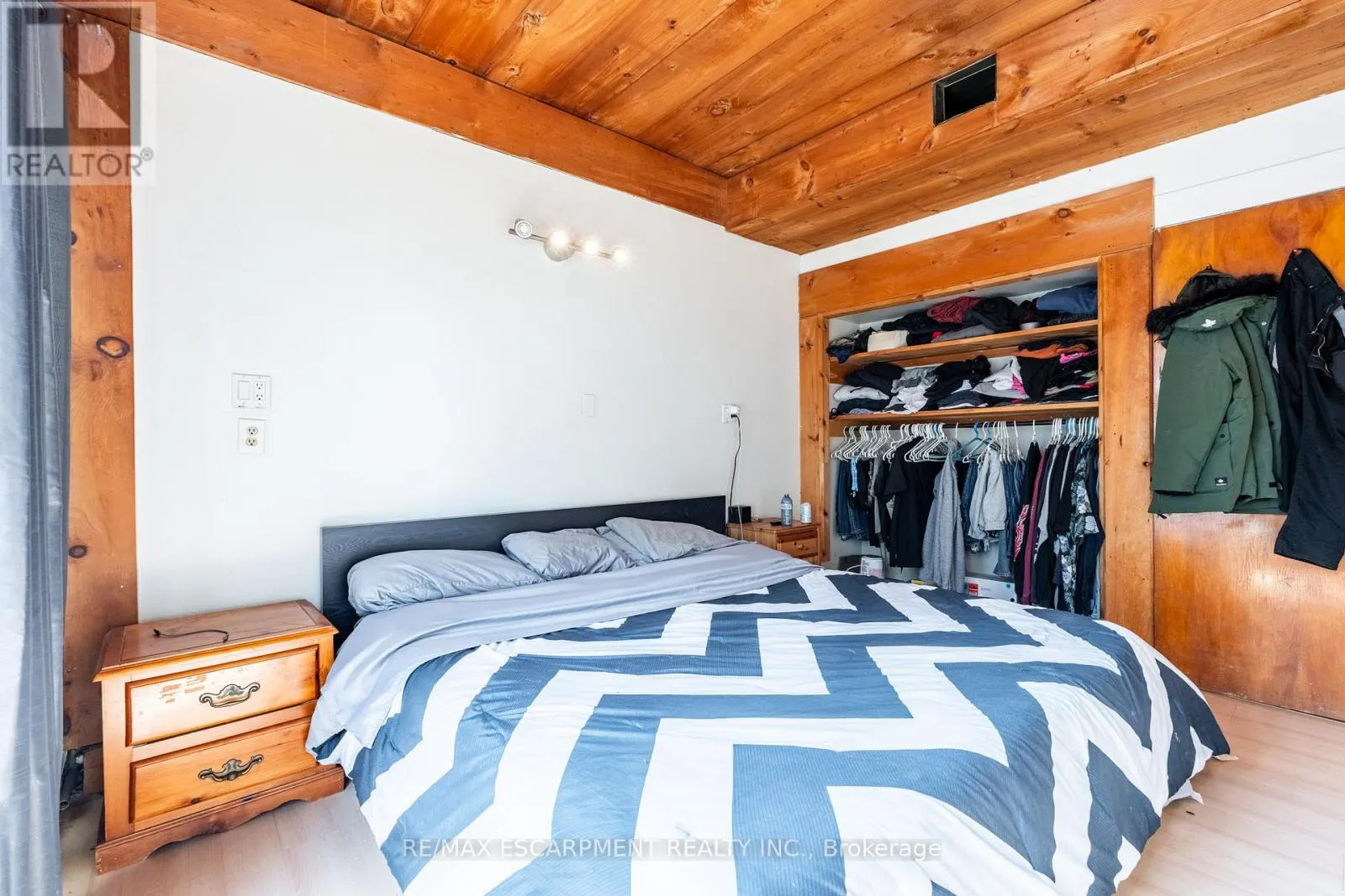 1090 BROCK ROAD