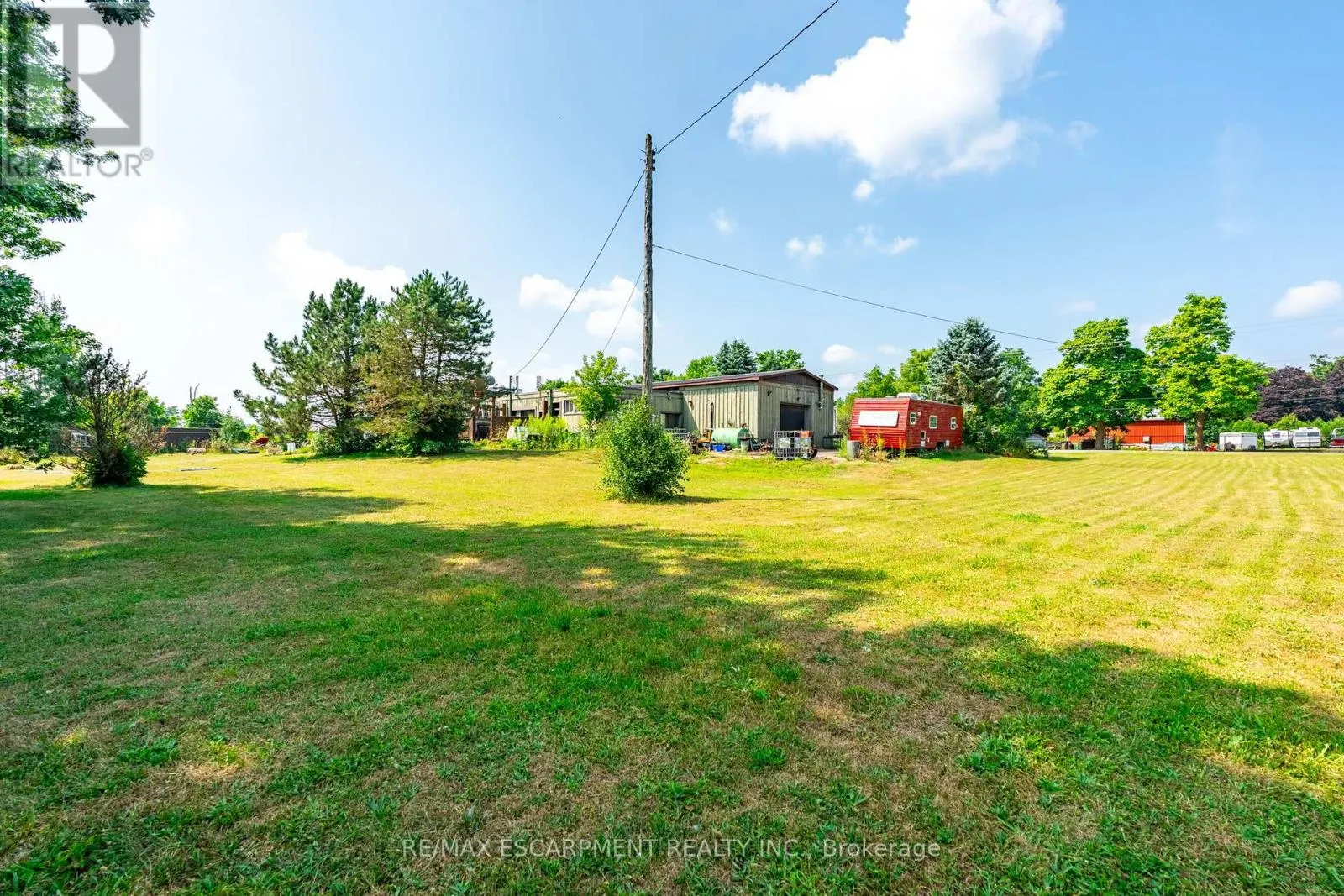 1090 BROCK ROAD