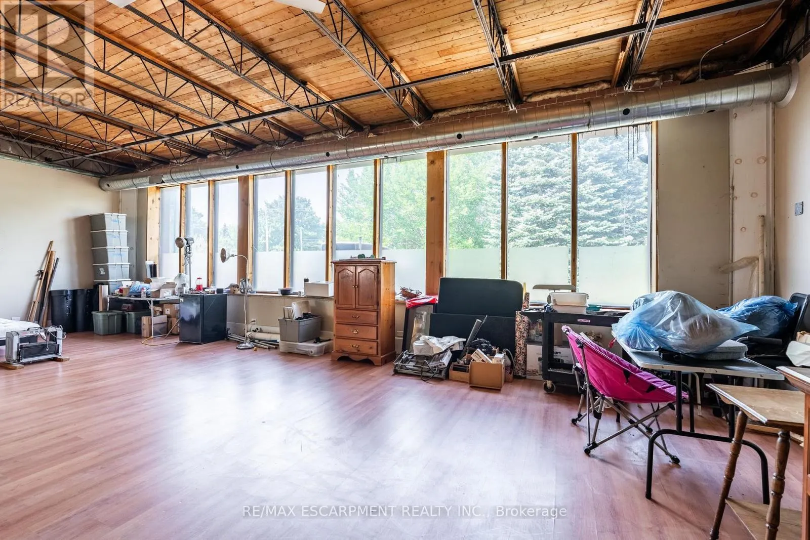 1090 BROCK ROAD