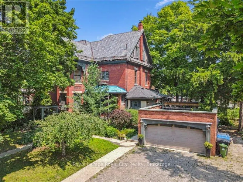 80 LONDON ROAD W