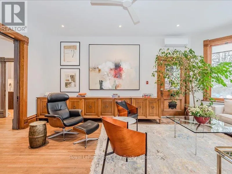 80 LONDON ROAD W