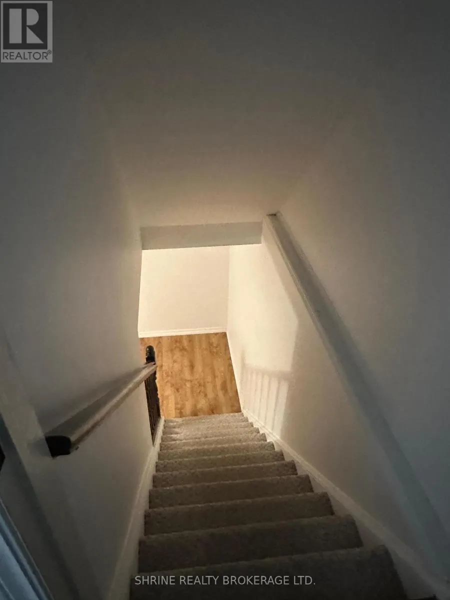 19 - 70 CHAPMAN COURT, #19