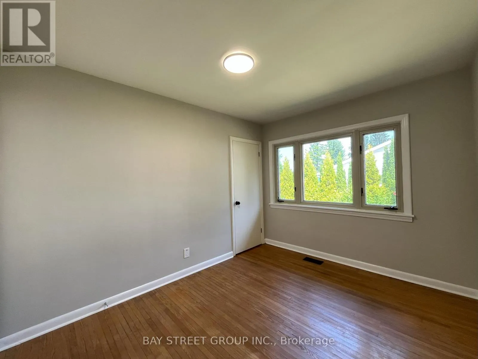 UPPER UNIT - 80 HOSTEIN DRIVE