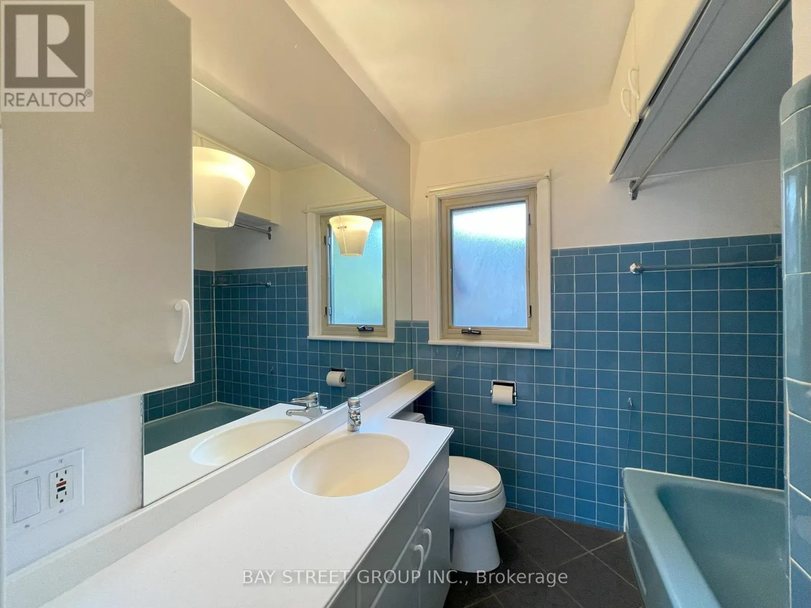 UPPER UNIT - 80 HOSTEIN DRIVE