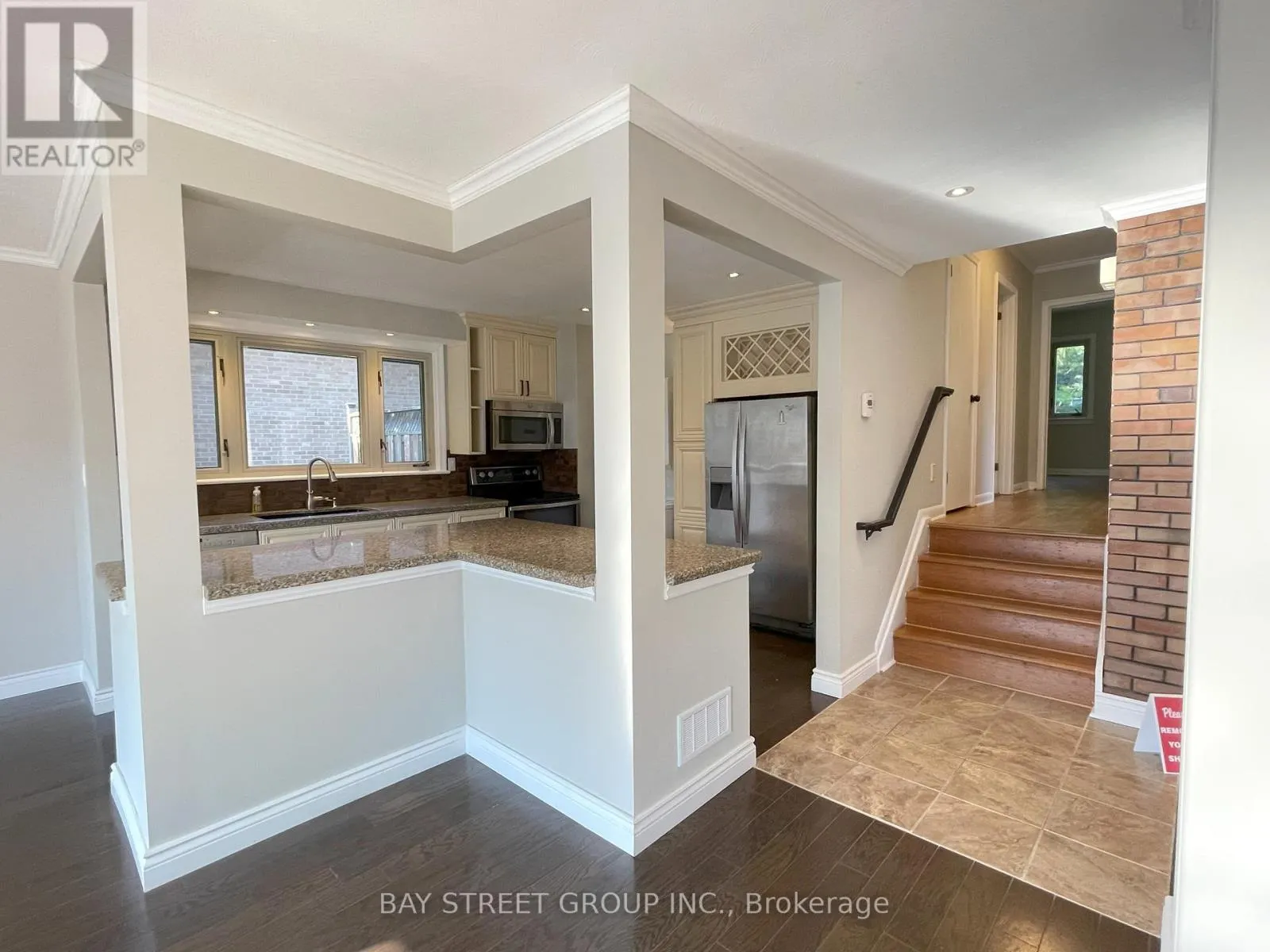 UPPER UNIT - 80 HOSTEIN DRIVE