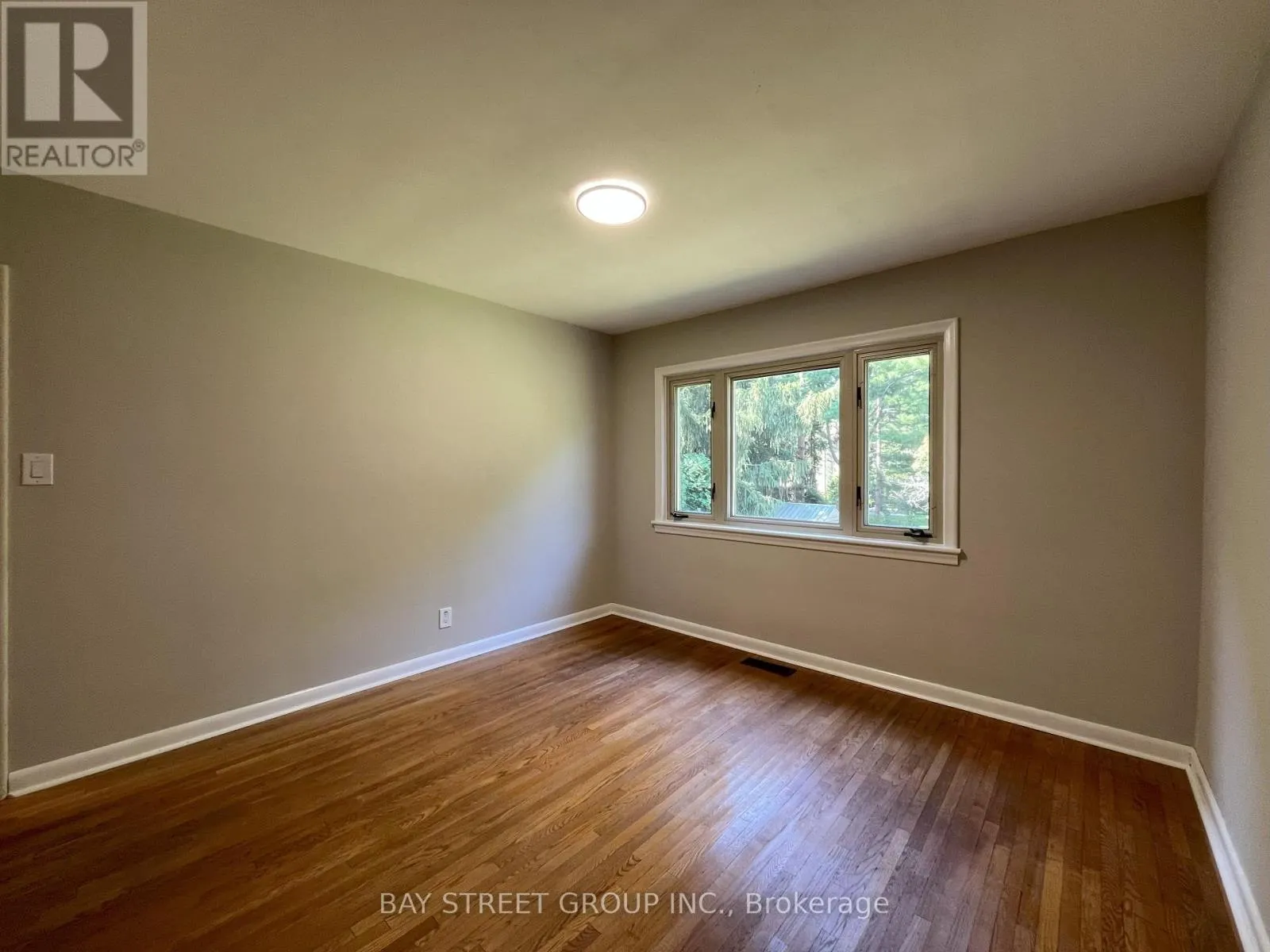 UPPER UNIT - 80 HOSTEIN DRIVE