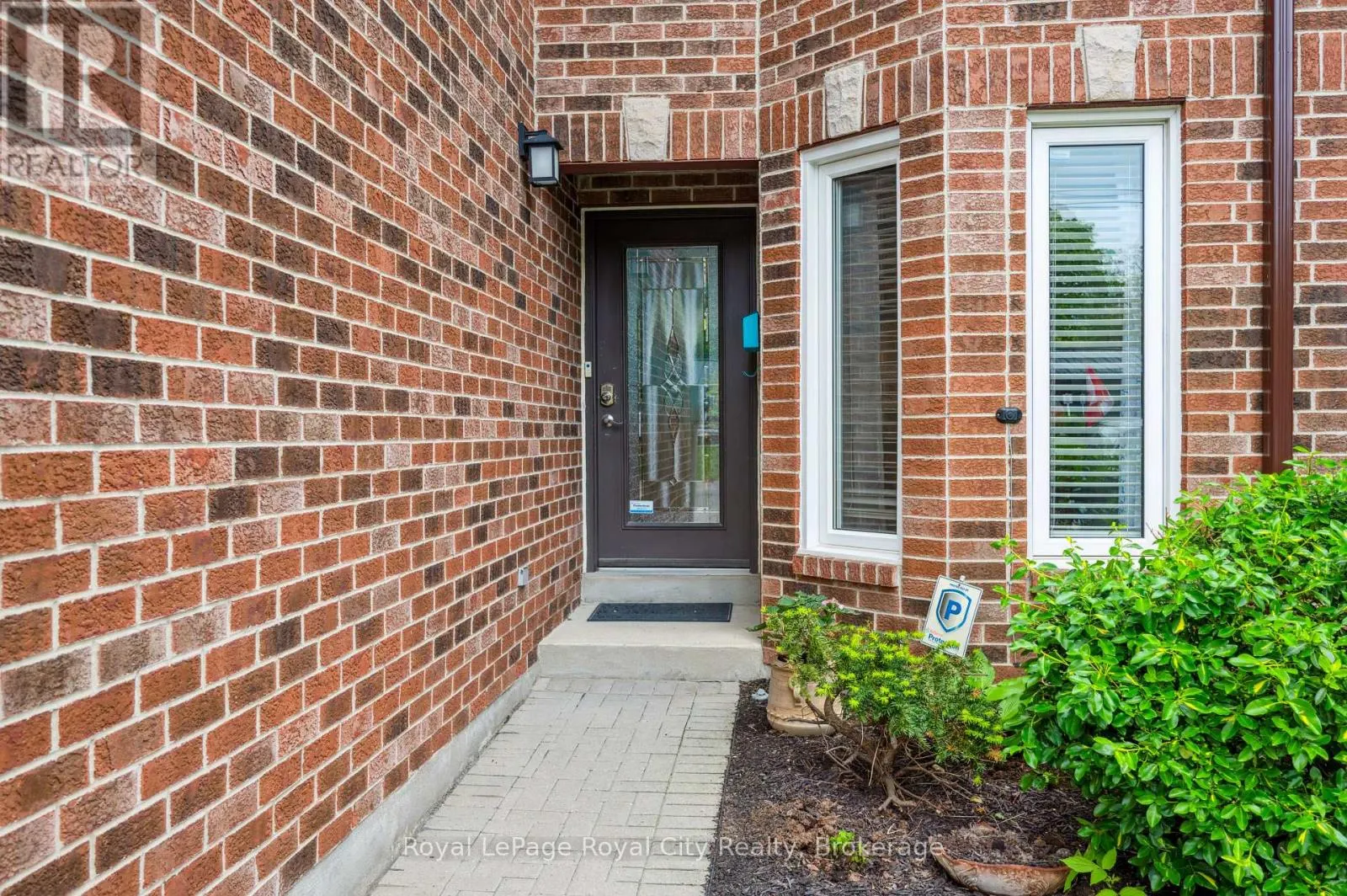 21 MARILYN DRIVE