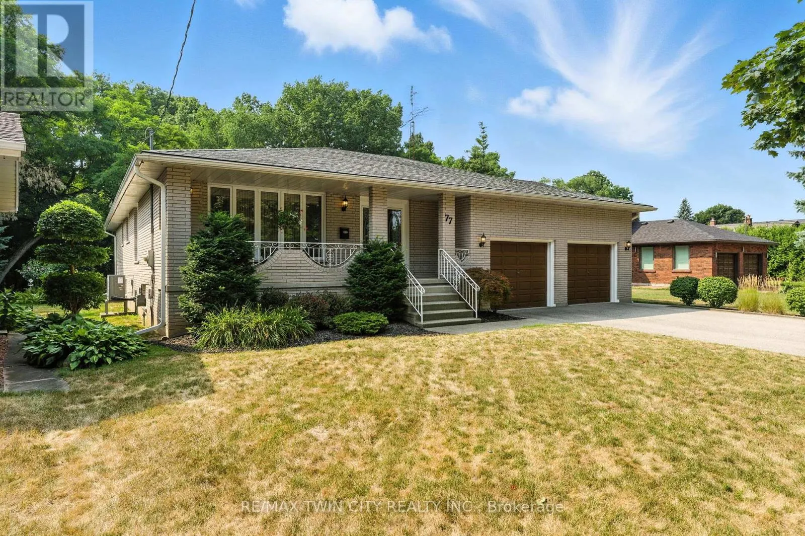 77 GLENWOOD DRIVE