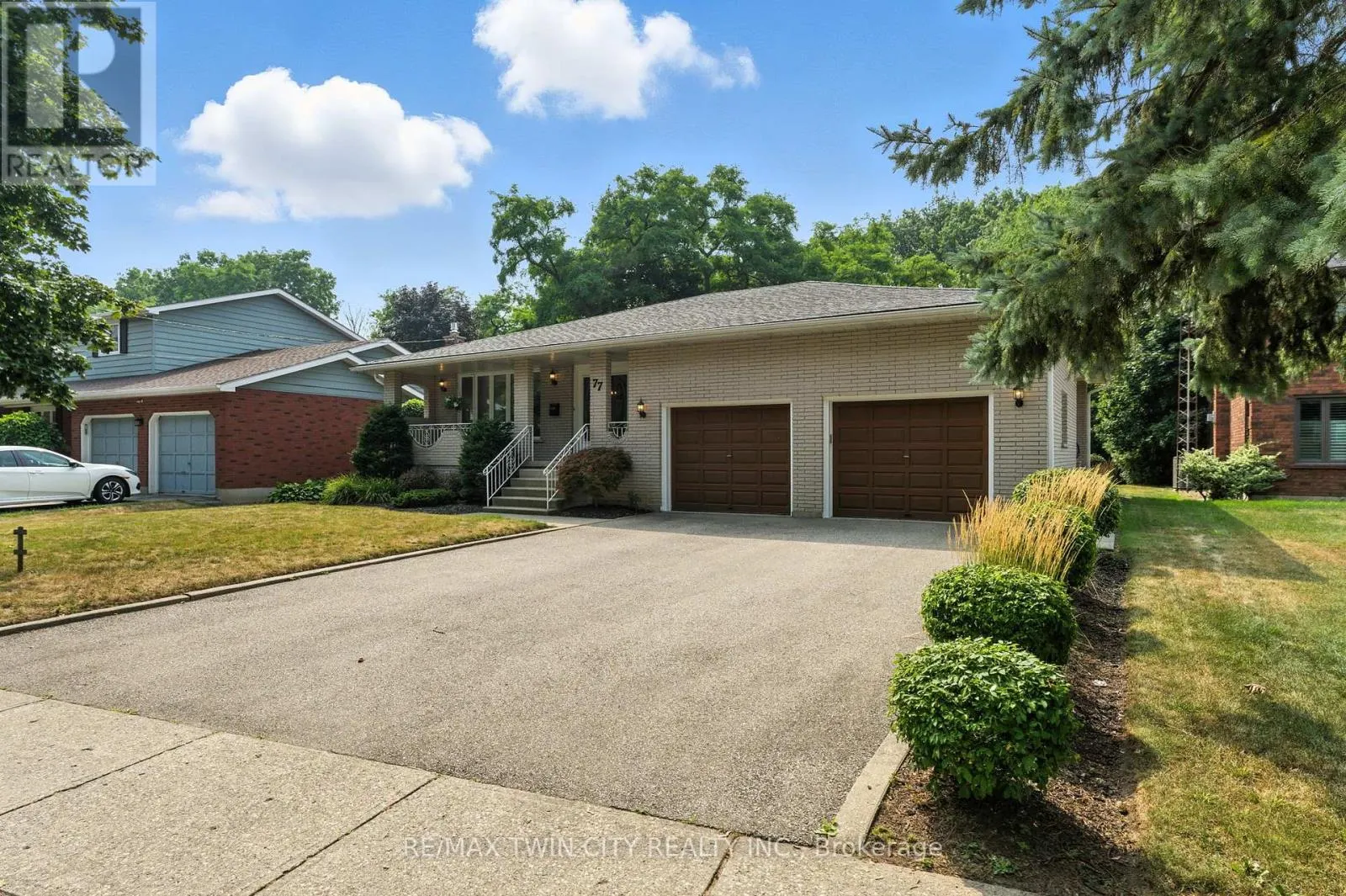 77 GLENWOOD DRIVE