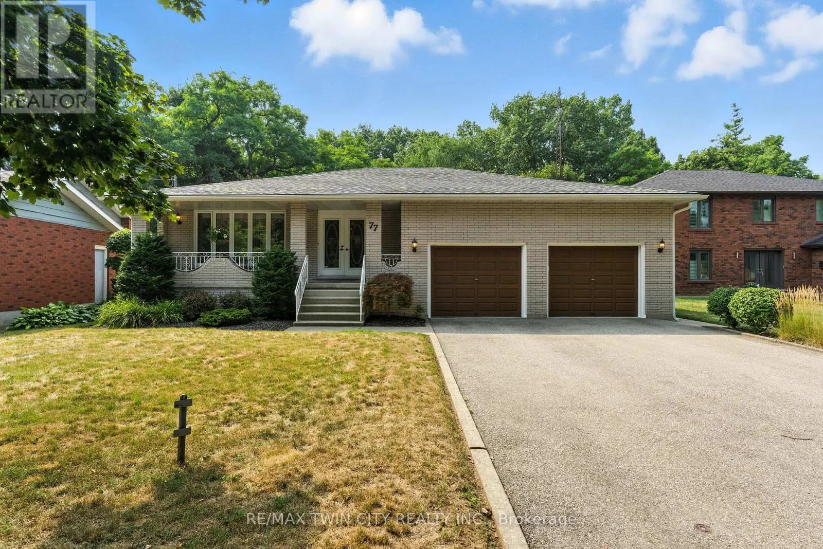 77 GLENWOOD DRIVE