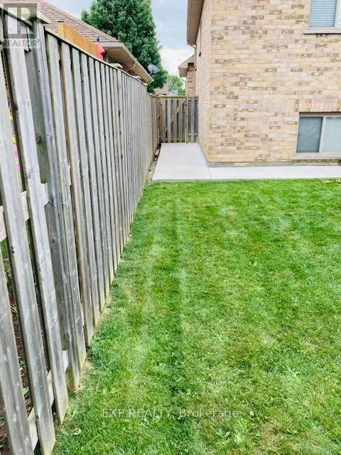 1 FALCONRIDGE COURT