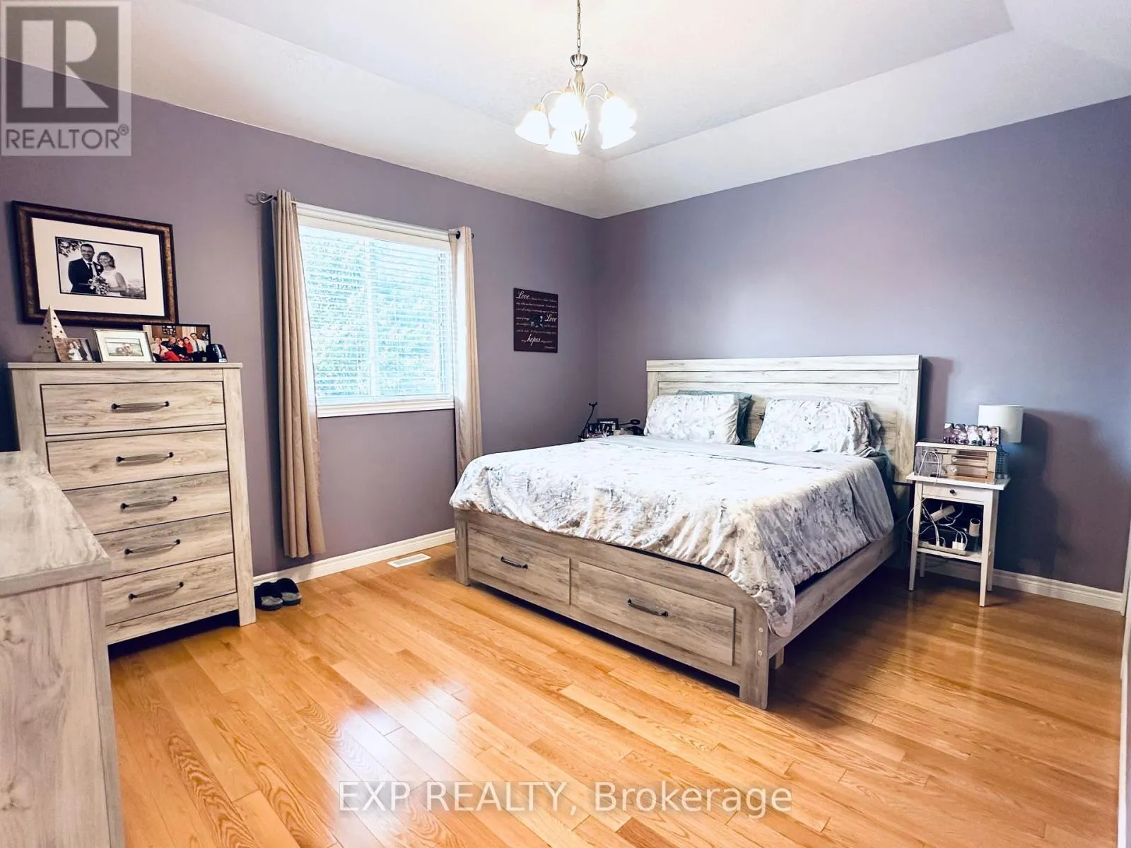 1 FALCONRIDGE COURT