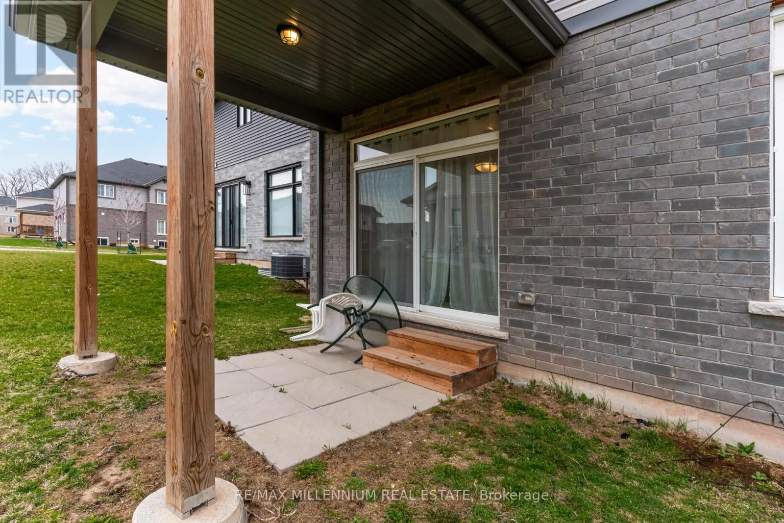 3597 CAROLINIA COURT