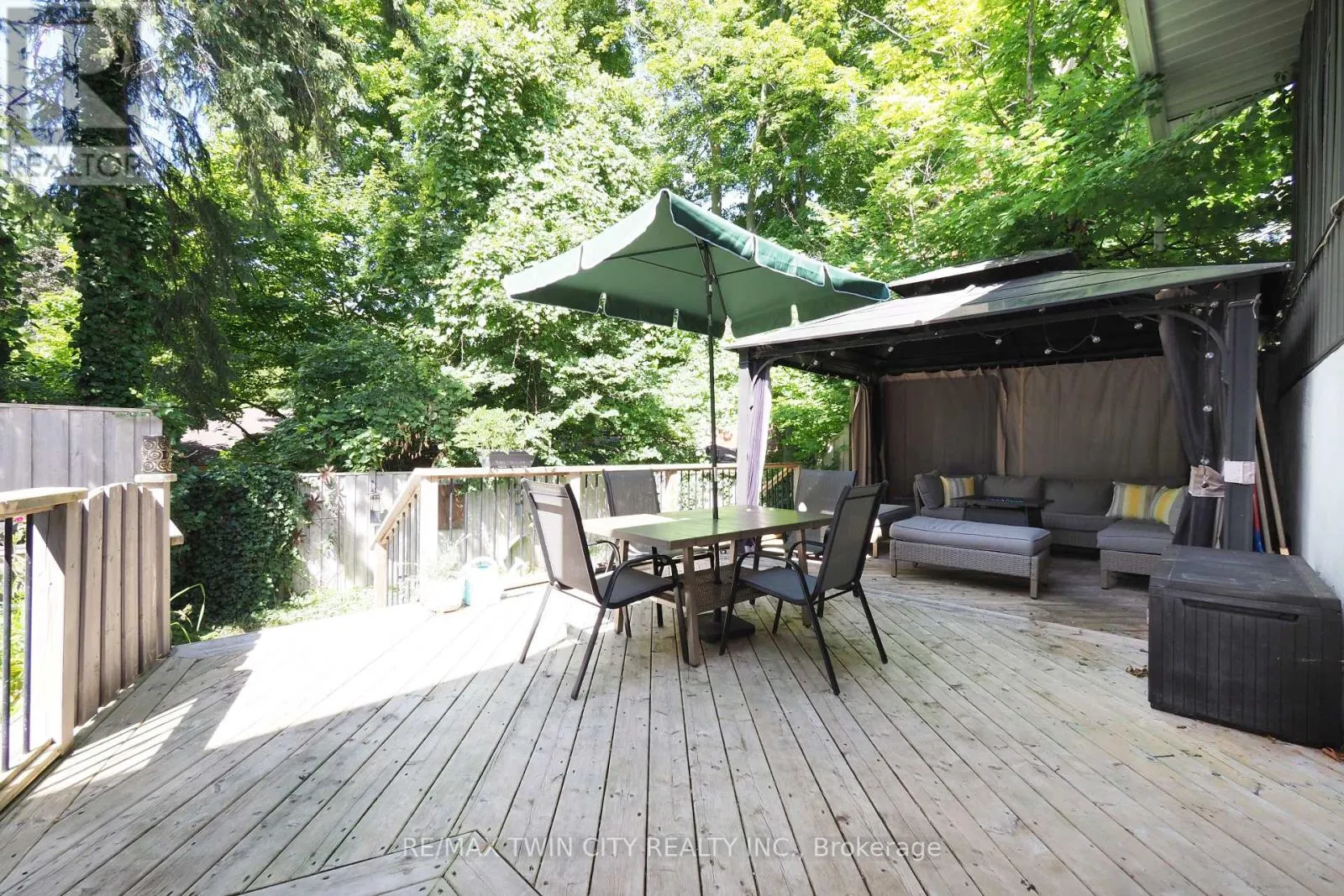 218 GREENBROOK DRIVE