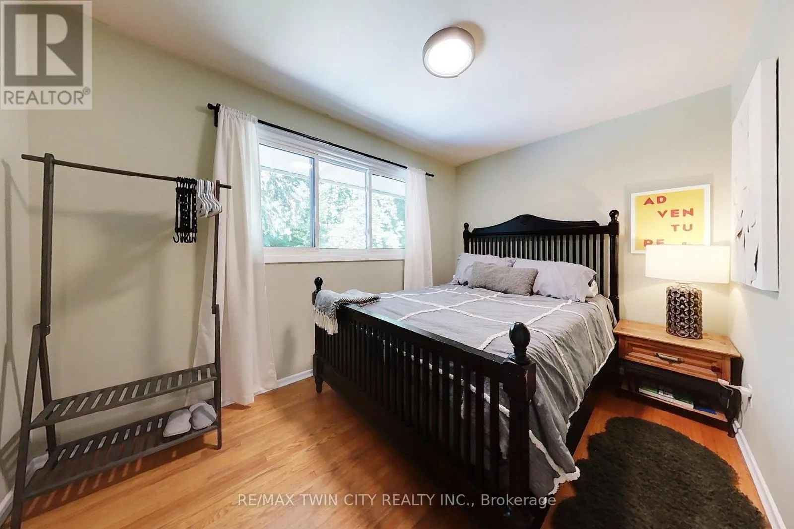 218 GREENBROOK DRIVE
