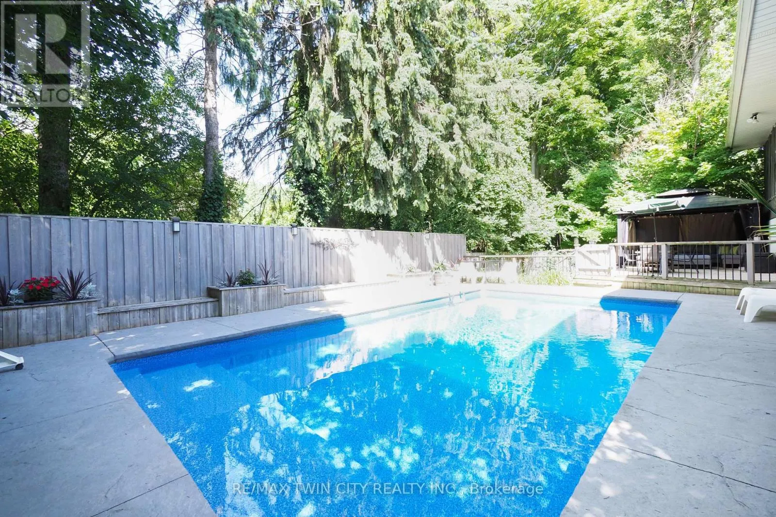 218 GREENBROOK DRIVE