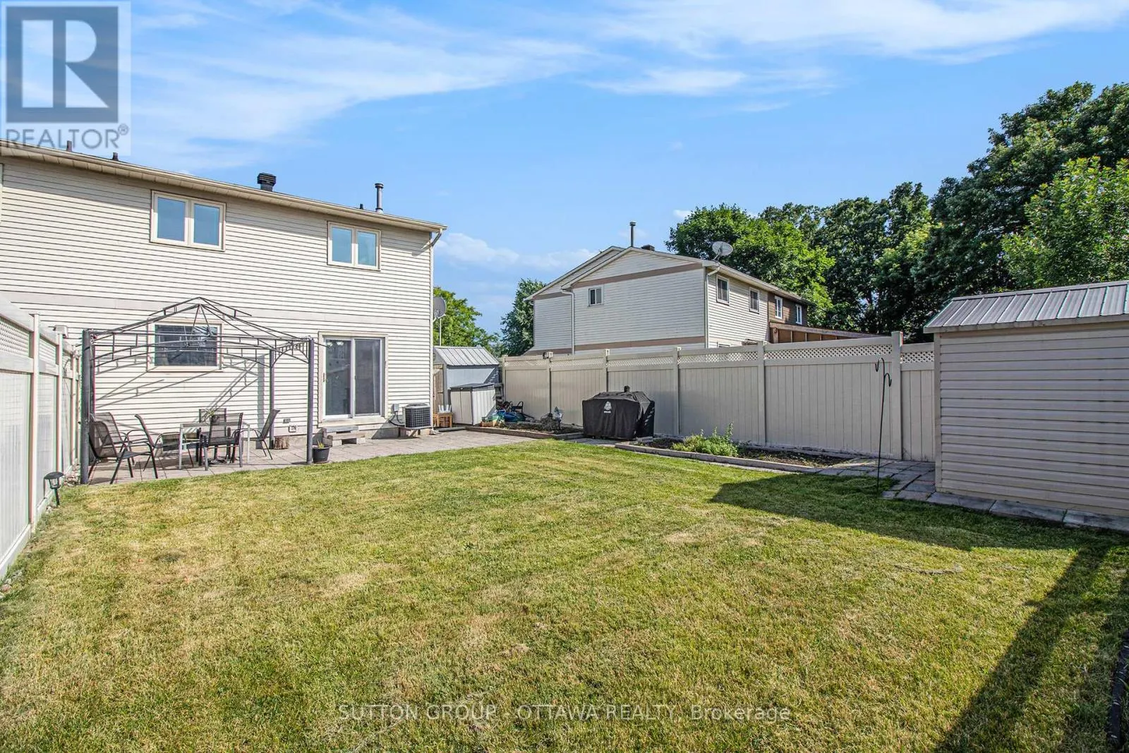 848 BORLAND DRIVE