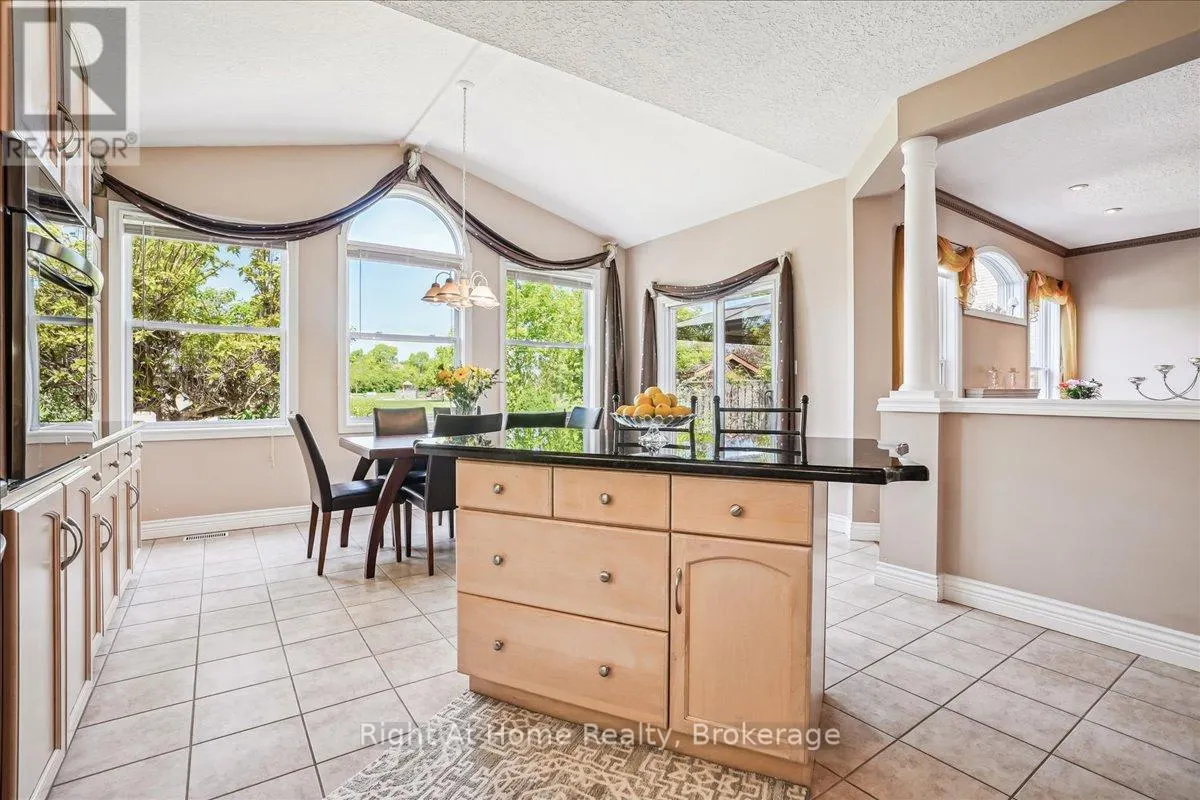 122 HAWKSWOOD DRIVE
