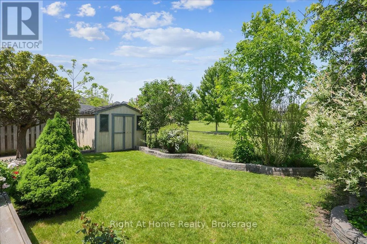122 HAWKSWOOD DRIVE