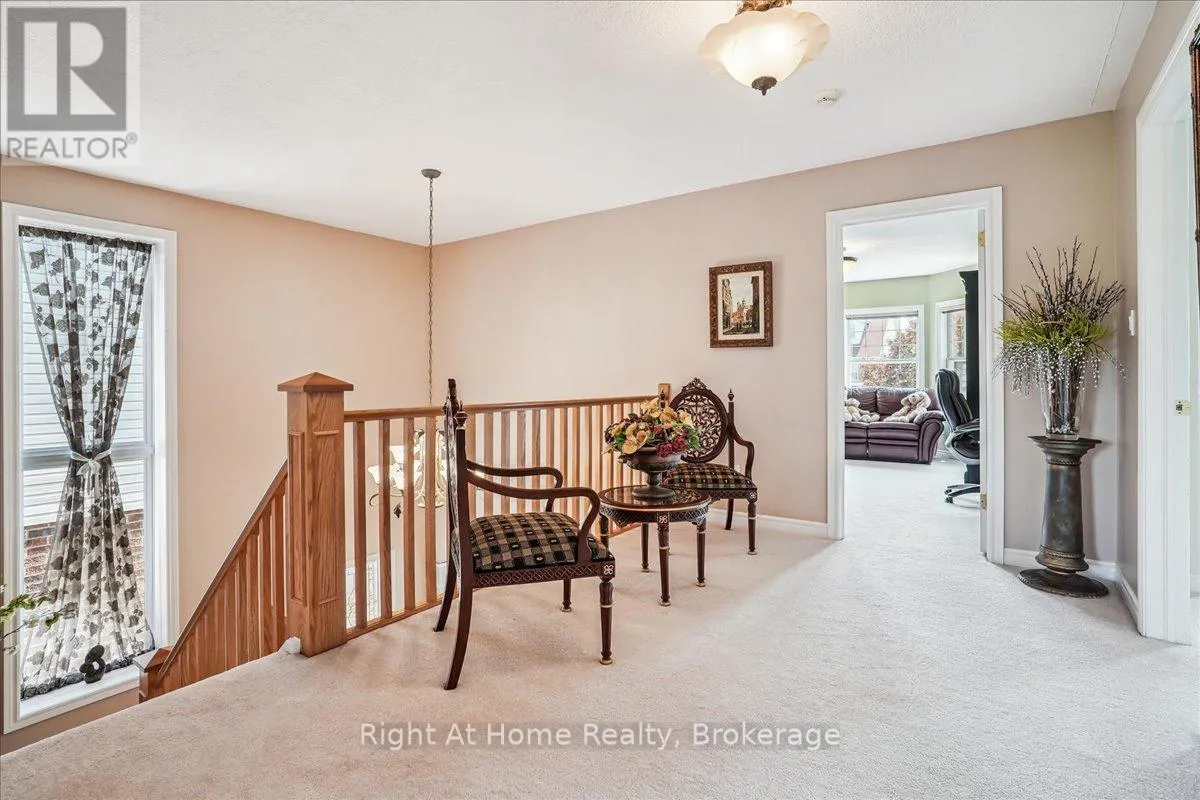 122 HAWKSWOOD DRIVE