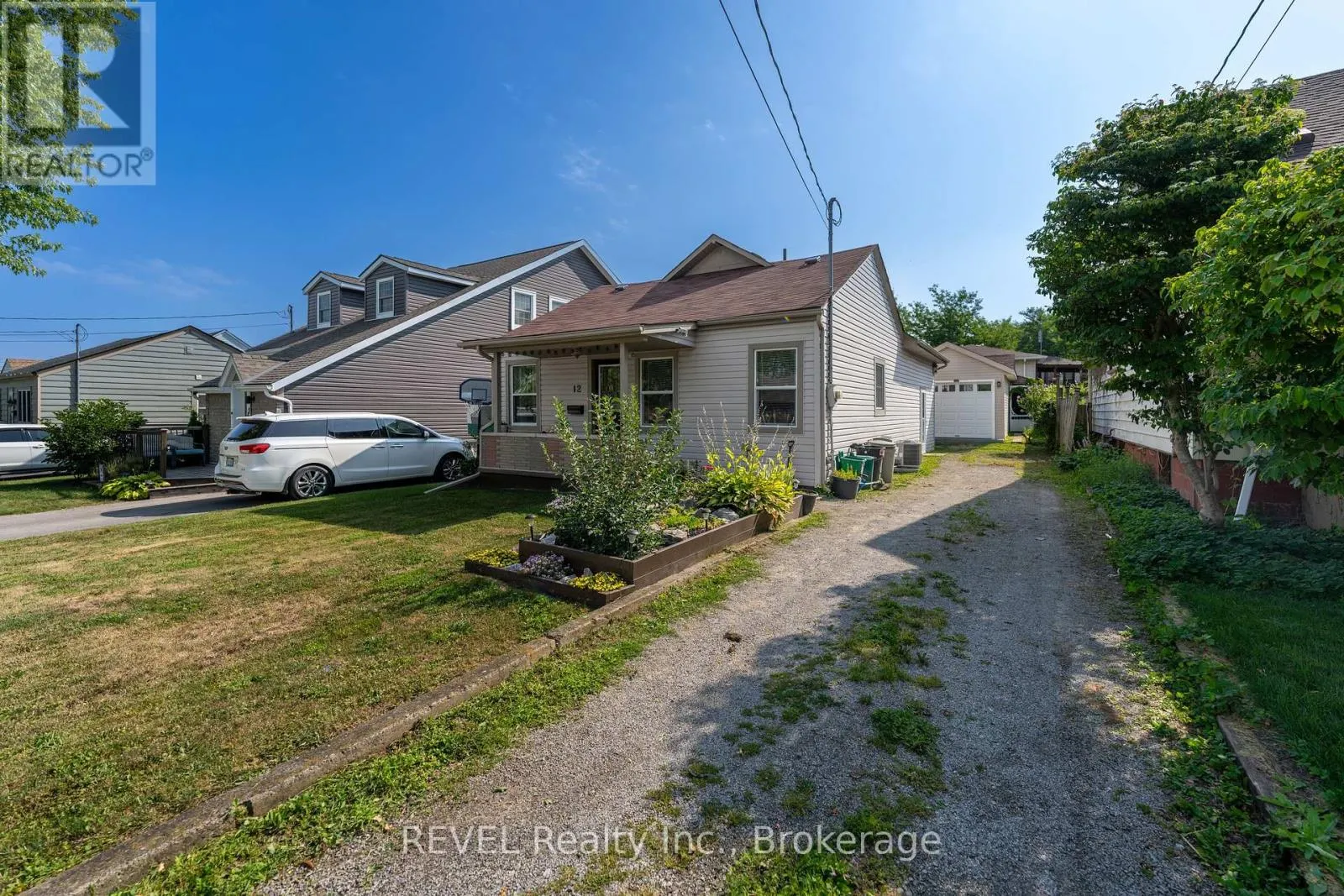 12 HAYES STREET