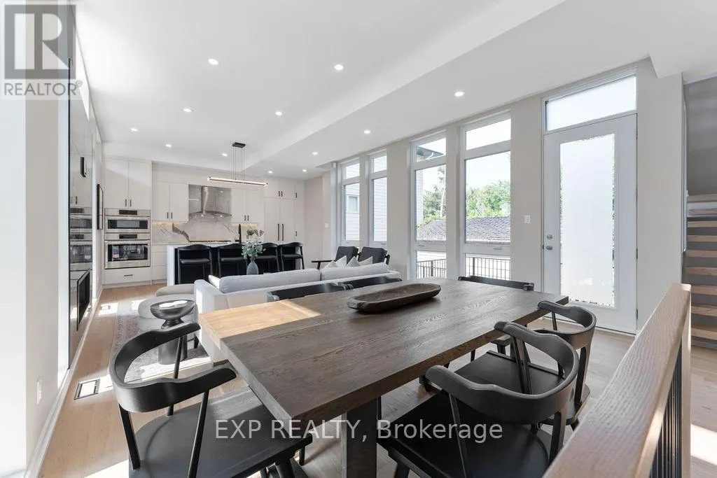 261 DOVERCOURT AVENUE