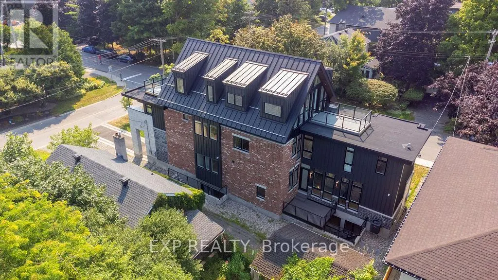 261 DOVERCOURT AVENUE