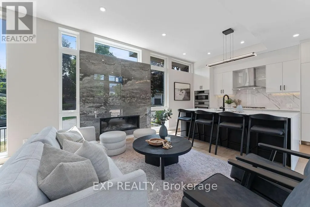 261 DOVERCOURT AVENUE