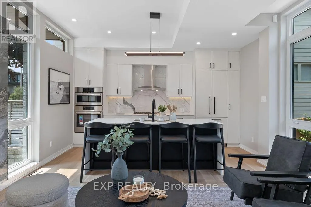 261 DOVERCOURT AVENUE