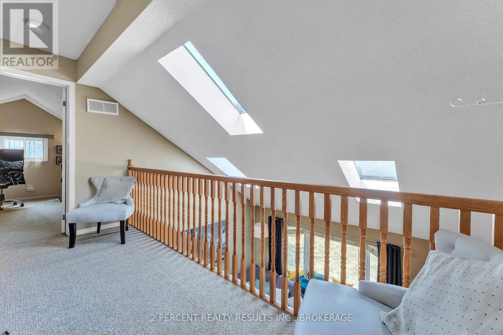 809 MUIRFIELD CRESCENT
