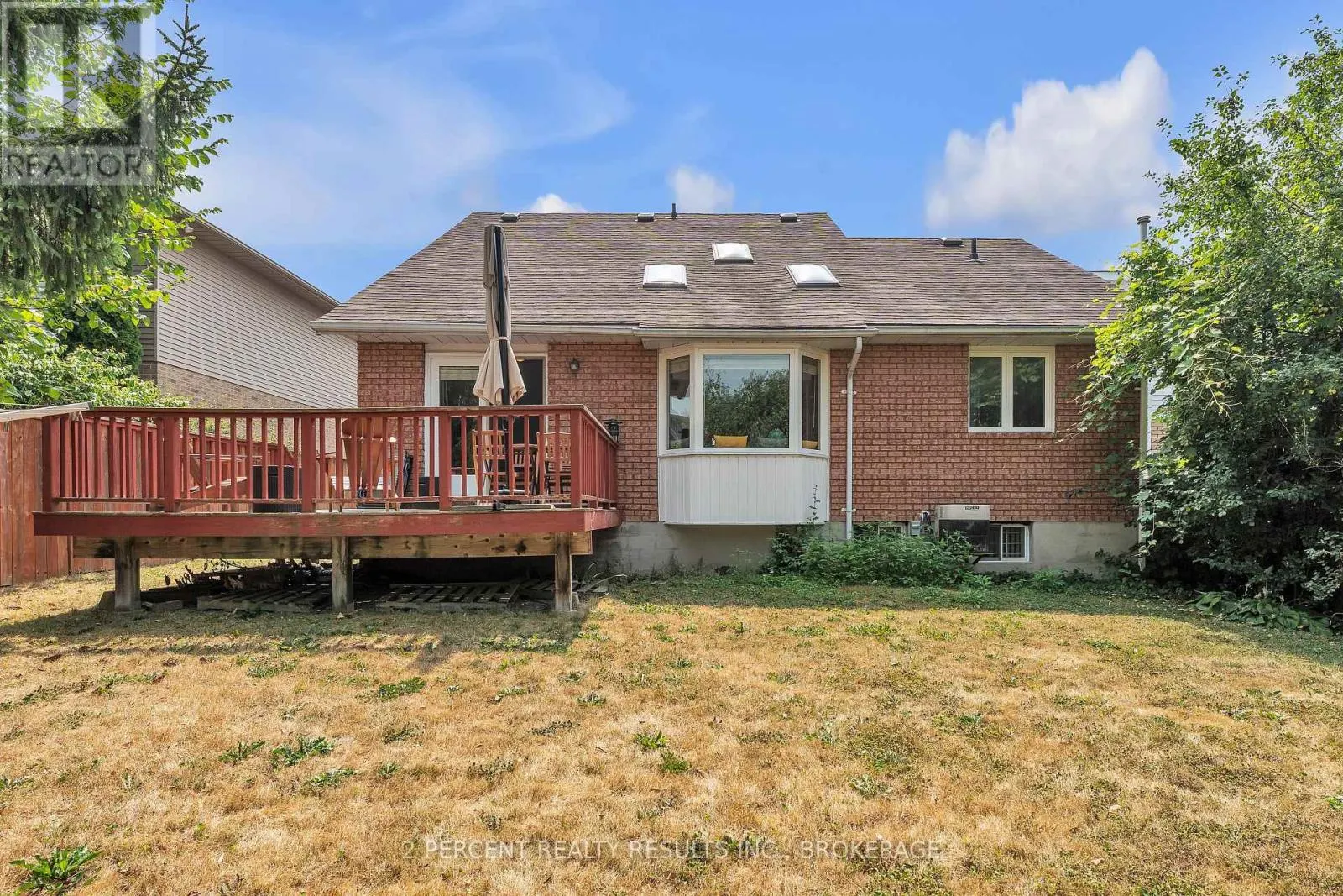 809 MUIRFIELD CRESCENT