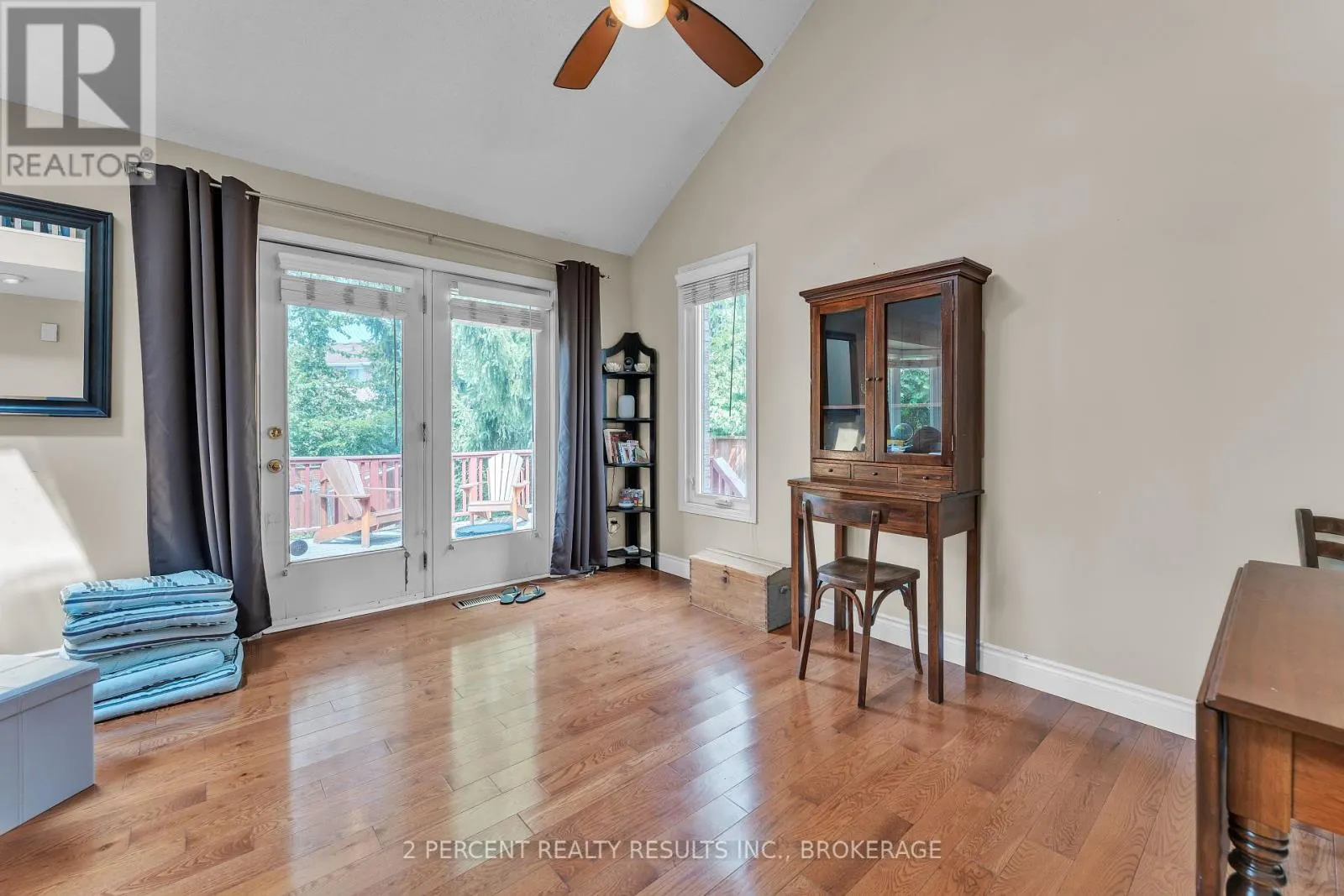 809 MUIRFIELD CRESCENT
